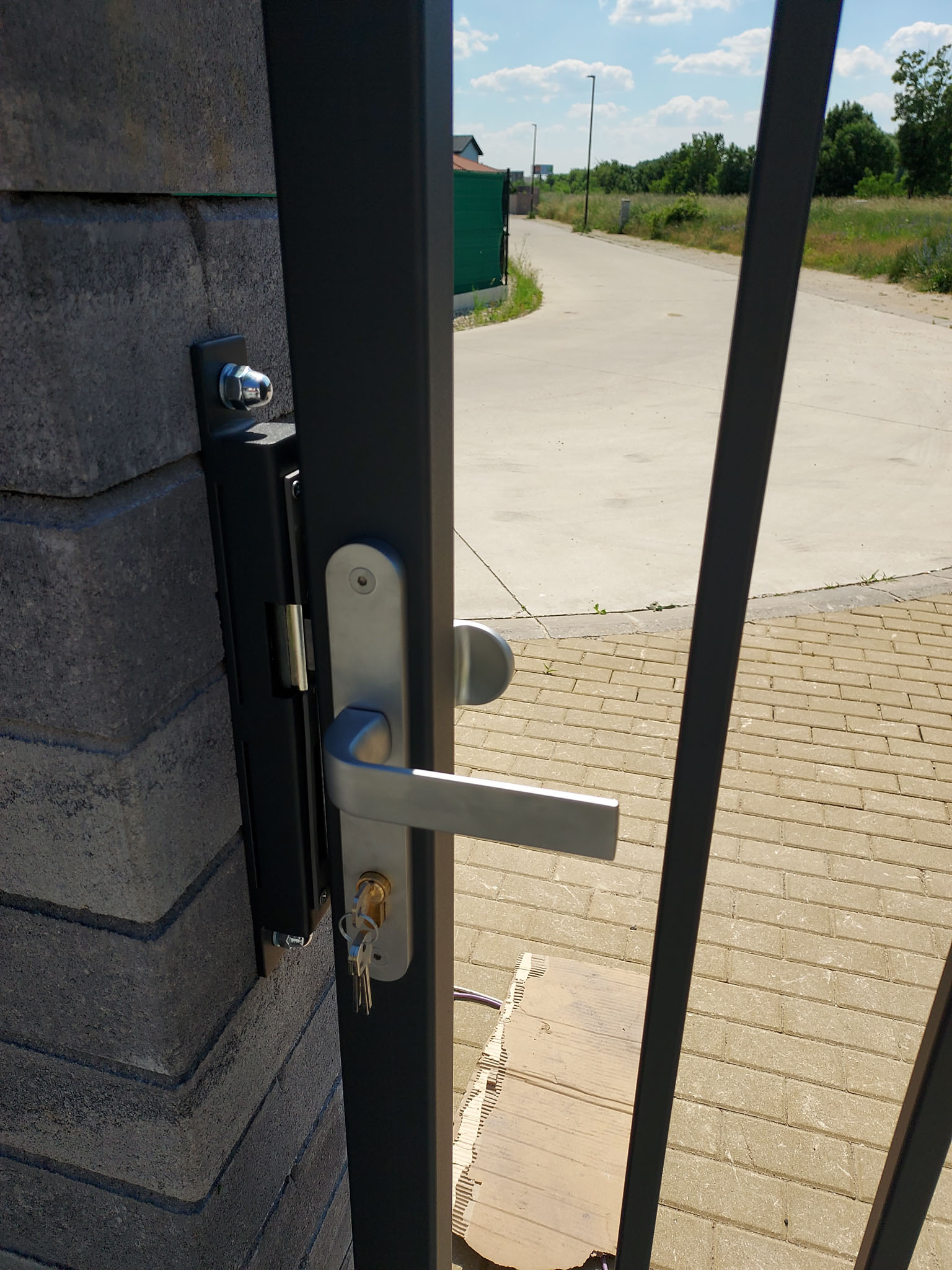 6, Detail dorazu s el.vrátnikom, antracit